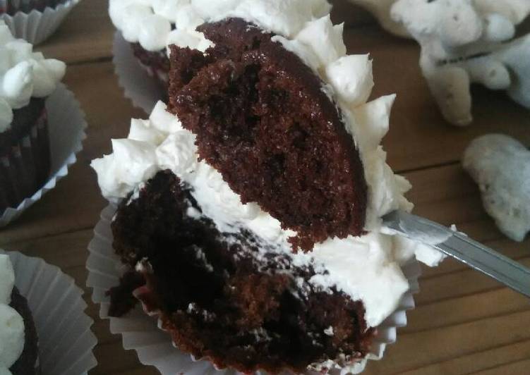 Resep Heavenly homemade chocolate cupcakes