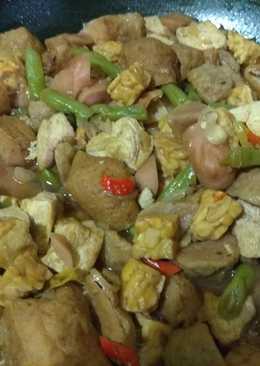 Tumis tahu tempe, sosis, pentol, buncis