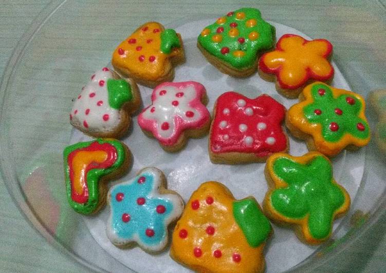 Resep Icing sugar cookies peanut Karya Uut Zha