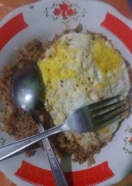 Nasi goreng telur kecap