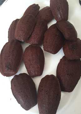 Madeline Chocolate Cake