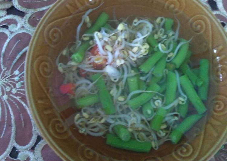 Resep Sayur bening tauge-Buncis*diet* Kiriman dari opi nurmalaida