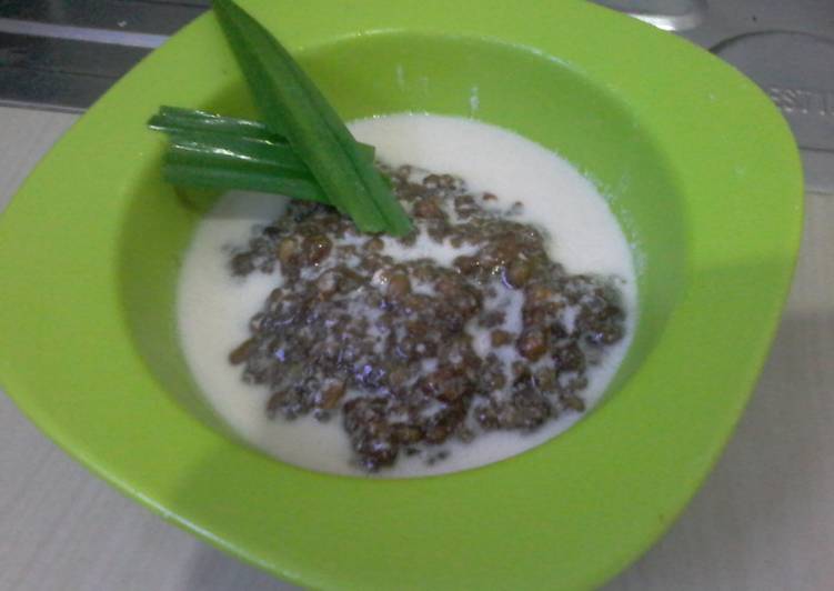 bahan dan cara membuat Bubur kacang ijo