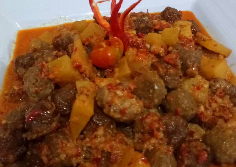 cara membuat Bola-bola daging sambal kentang