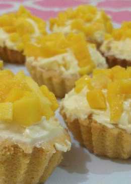 Mango cupcakes