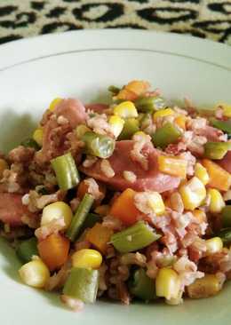 Nasi merah campur sehat