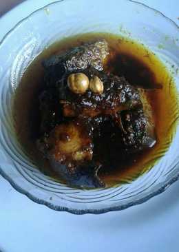 Semur ikan tongkol (tongkol bumbu kecap pedas manis)