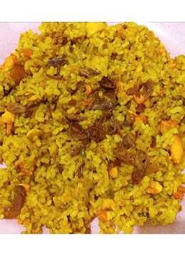 Nasi goreng kuning