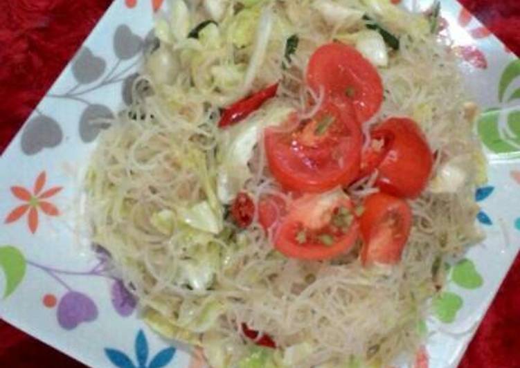 resep masakan Bihun Goreng/kimlo sedap gurih