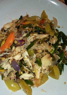 Tumis ikan keranjang cabai hijau