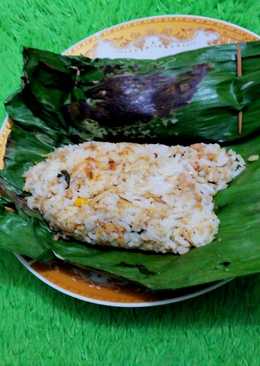 Nasi tutug oncom bakar (isi teri)