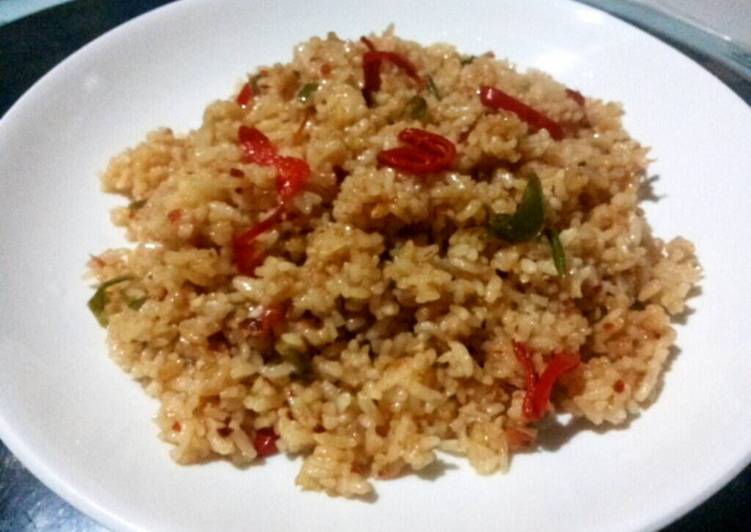  Resep  Nasi  goreng  oleh Desy Sherly Cookpad