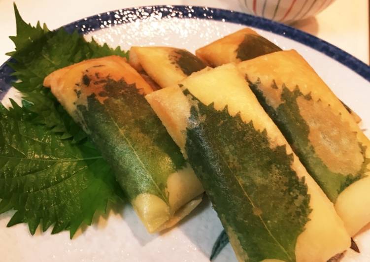 gambar untuk resep Lumpia ayam & shiso leaf ??