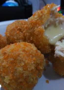 Chicken cheese balls