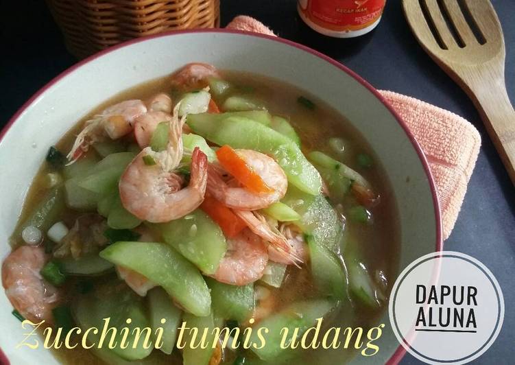 resep makanan Zucchini tumis udang