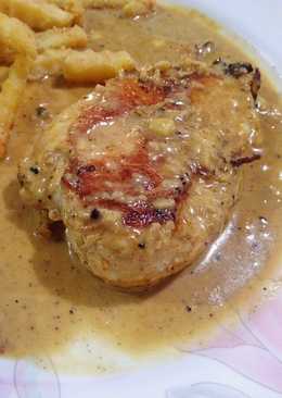 Chicken steak with cheese garlic sauce