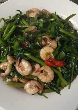 Tumis kangkung udang