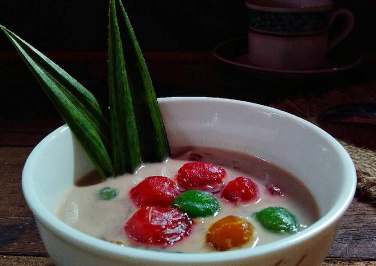 gambar untuk resep makanan Candil / kolak biji salak ubi rainbow