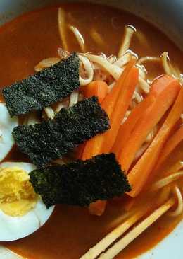 Mie ramen pedas