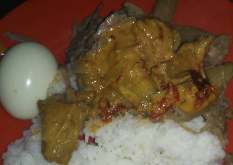 Resep Gudeg with sambal goreng tahu bakso
