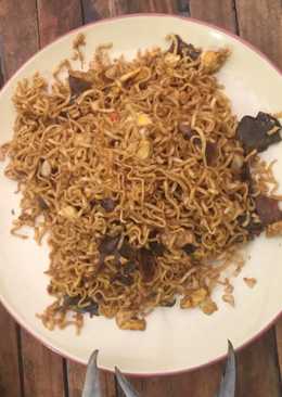 Mie Goreng Jamur Kuping