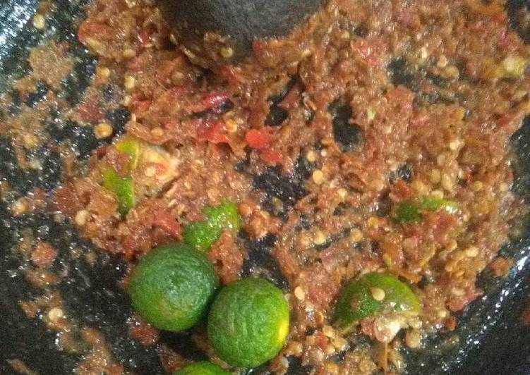 bahan dan cara membuat SambeL trasi Limau (100% mantap)