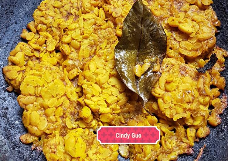 31. Tempe Ungkep Bumbu Kuning
