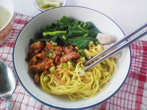  Resep  Mie ayam  bakso  ala abang  abang  oleh Maccby kitchen 