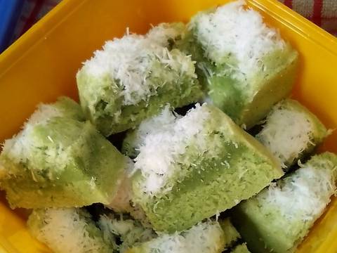 Putu Bayam (cake bayam versi putu ayu) recipe step 12 photo