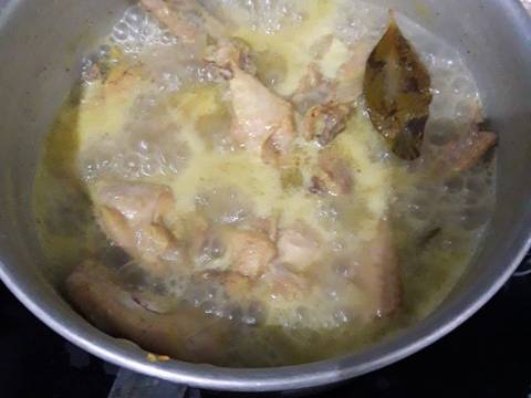 Ayam goreng ungkep bumbu geprek recipe step 2 photo