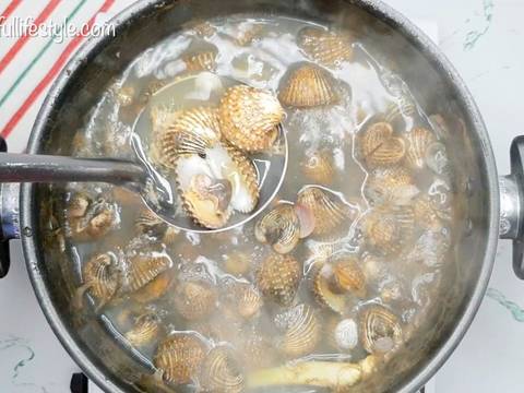KERANG REBUS SAMBAL NENAS | Jajanannya Anak Medan recipe step 2 photo