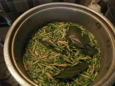 Tumis kembang kates (tidak pahit) tahu dadu recipe step 2 photo