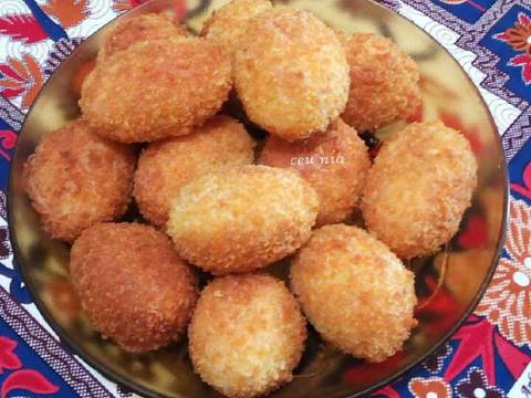 11. Roti Goreng isi wortel+kentang