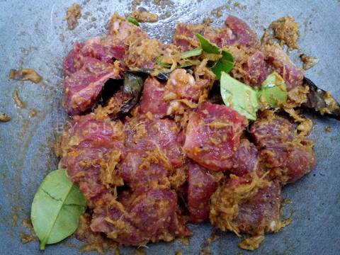  Resep Empal Gepuk Suwir Daging Sapi Khas Sunda oleh Diyah 