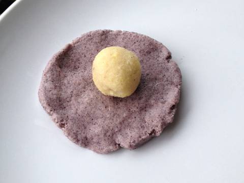 Onde onde ketan hitam