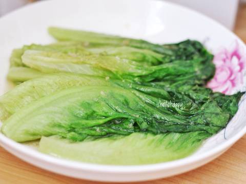 Tumis Selada Bawang Putih (selada lalapan) recipe step 3 photo