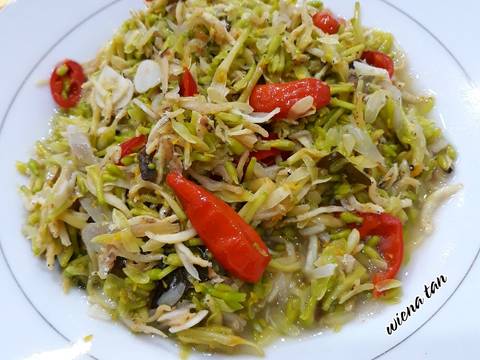 Tumis Bunga Pepaya Teri recipe step 3 photo