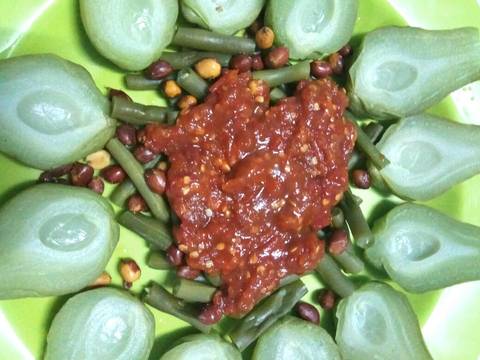 Pelecing Baby Labu Siam dan Baby Buncis recipe step 4 photo