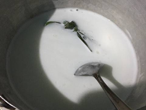 Kue pepe mocca no telor no mixer recipe step 1 photo
