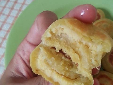 Bakpia Ubi (isi ayam dan gula susu) recipe step 14 photo