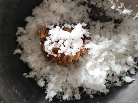 Wajik balut kelapa #rabubaru recipe step 3 photo