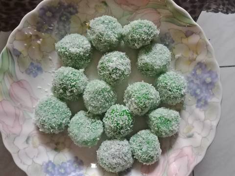 Klepon ketan isi gula merah recipe step 7 photo