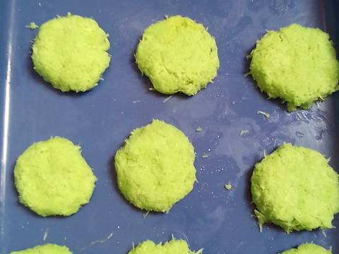 Wingko Singkong Pandan recipe step 3 photo