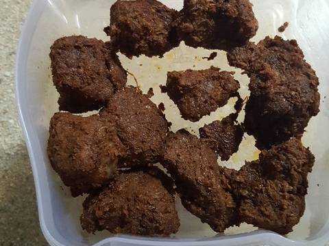Lontong daging rendang recipe step 3 photo