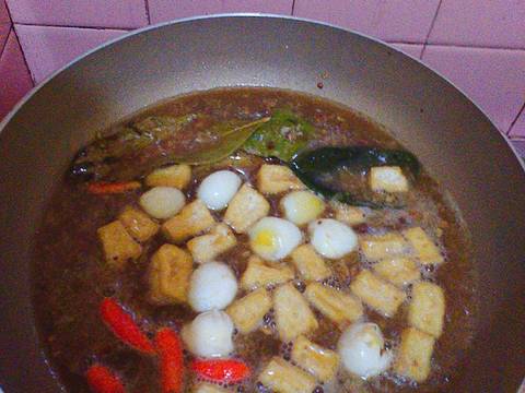 Tahu Telur Puyuh Bumbu Petis recipe step 5 photo