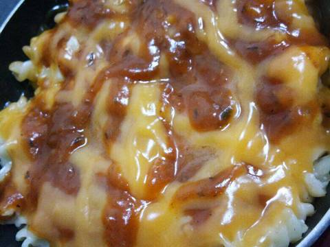 Fusilli chese bolognese meleleh tanpa telur
