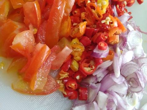 Ikan Cuwe Sambal Dabu Dabu recipe step 3 photo