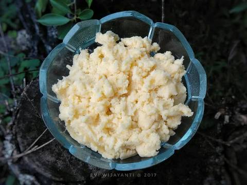 Mentega Susu (isian roti / pao) sekali pakai recipe step 2 photo