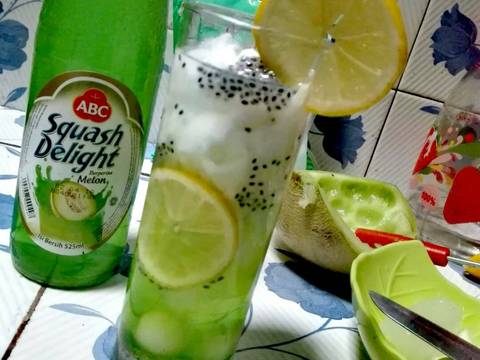 Es Kuwut with lemon slice recipe step 3 photo