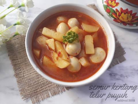 11.Semur Kentang Telur Puyuh